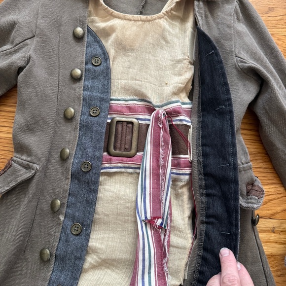 Disney Pirates of the Caribbean jack sparrow coat costume S 5/6 - Picture 3 of 5